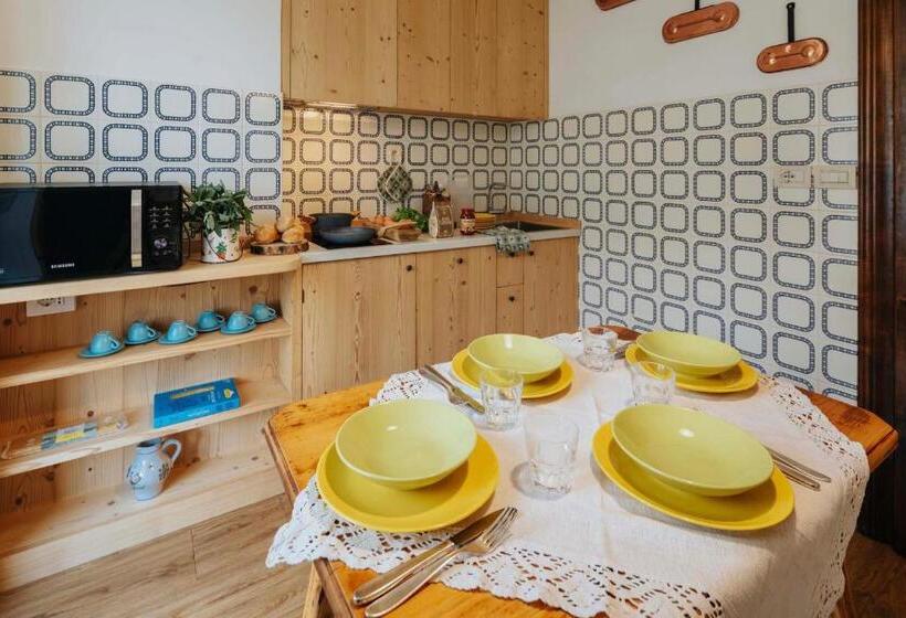 Апартаменты 1 Спальня с Балконом, Panda Cortina  Ricarica Auto Elettriche