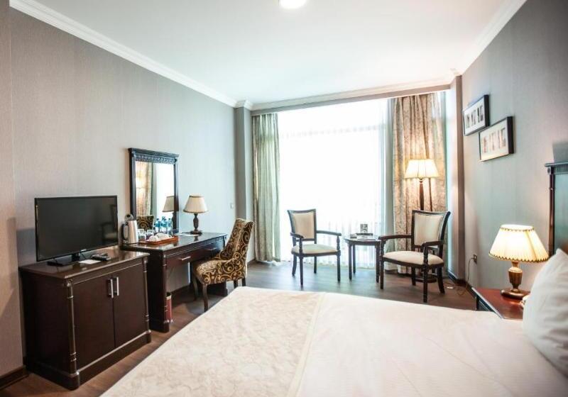 اتاق استاندارد, Ramada By Wyndham Baku