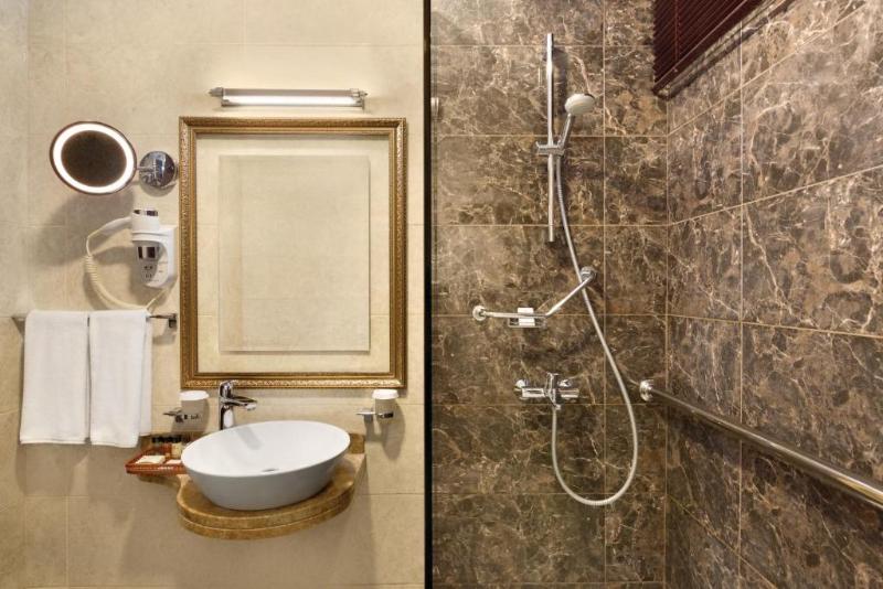 اتاق استاندارد, Ramada By Wyndham Baku