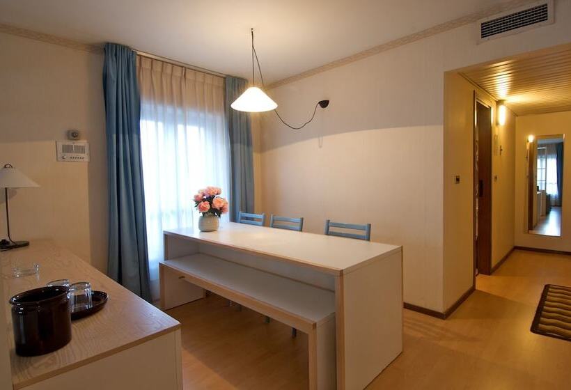 סוויטה, Residence Universo