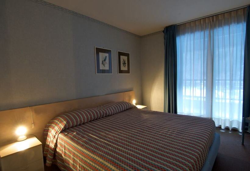 סוויטה, Residence Universo