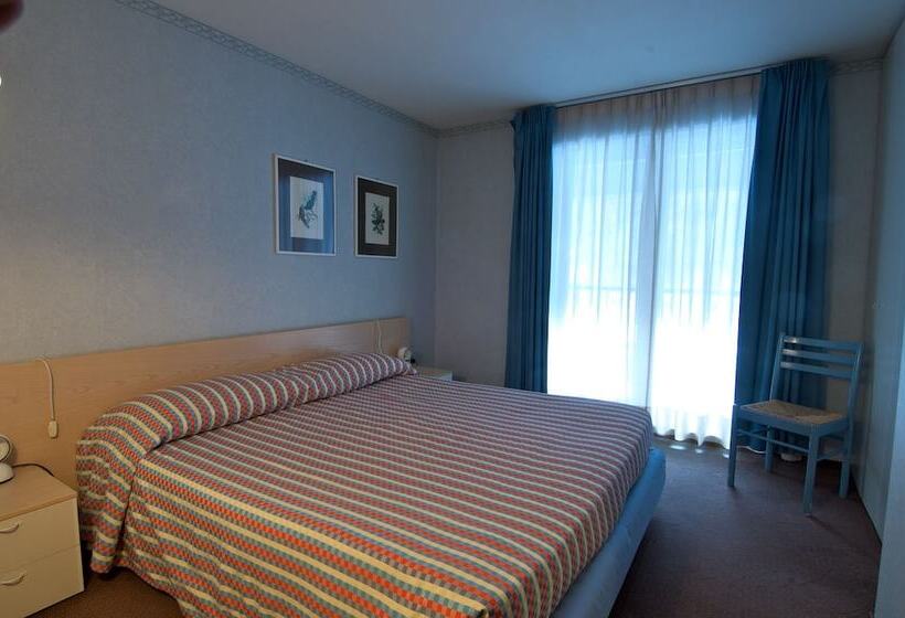 סוויטה, Residence Universo