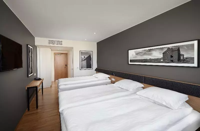 اتاق استاندارد سه نفره, Reykjavik Natura   Berjaya Iceland Hotels