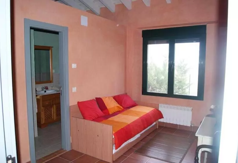 Perhehuone, San Miguel Del Valle Amblés