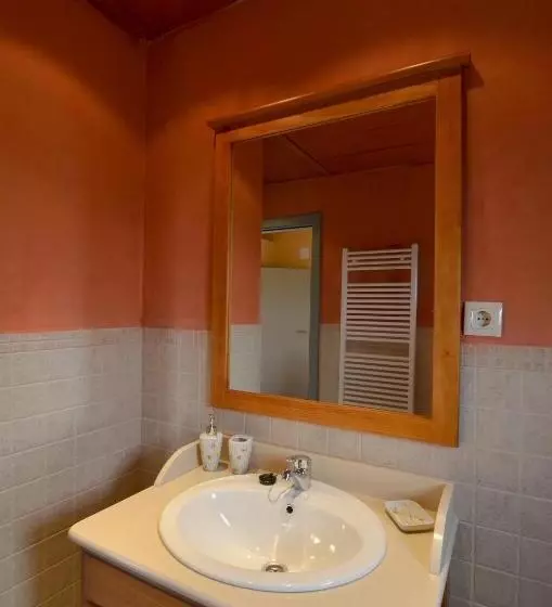 Comfort Kolmen Hengen Huone, San Miguel Del Valle Amblés