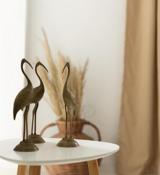 Люкс Кровать Кинг, Theo Bungalows Boutique