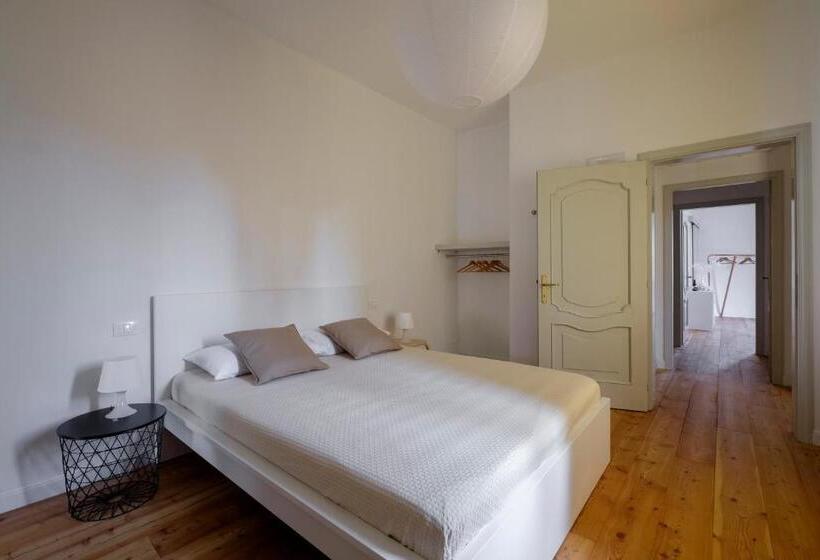 اتاق استاندارد چهار تخته, Quarantavasi