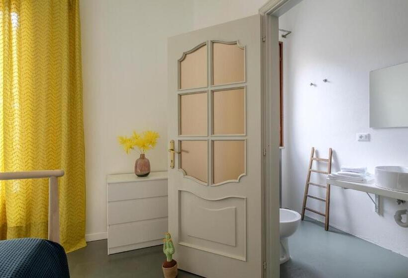 اتاق استاندارد, Quarantavasi