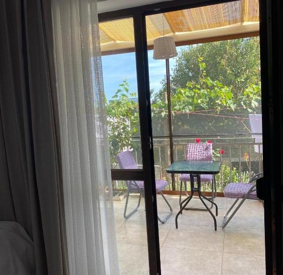 Standard Triple Room, Vila Azaleea