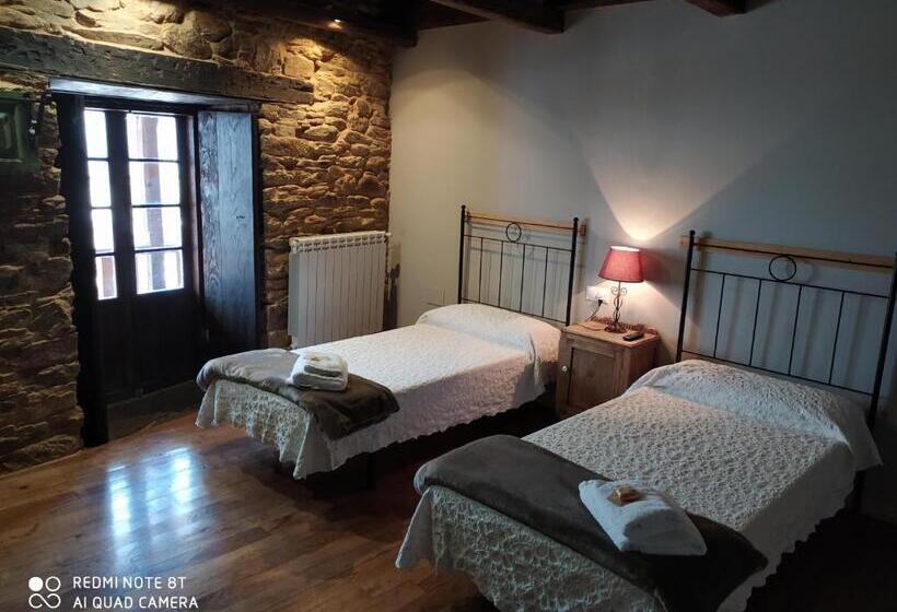 غرفة قياسية, Albergue Atrio