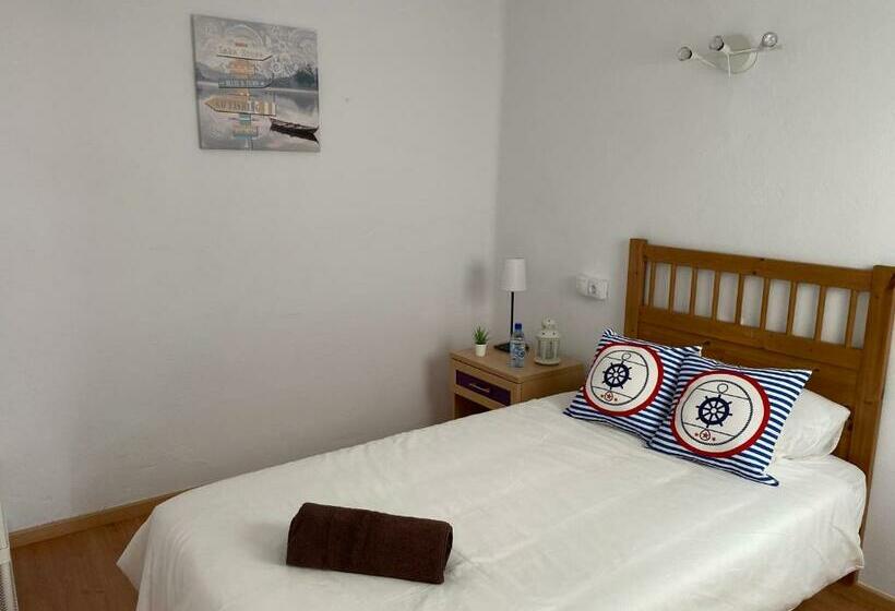 标准单人间, Mirador Del Muelle House