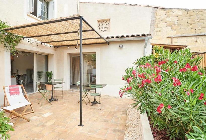 Номер Superior Кровать Кинг, Maison 1634   Parking, Petit Dejeuner Compris, Proche Centre, Climatisation, Piscine