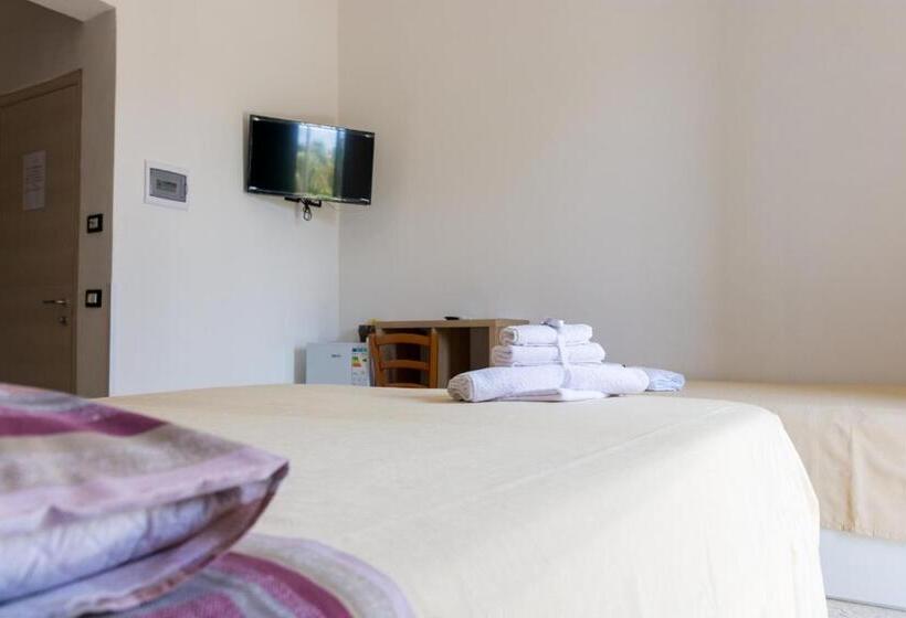 Номер Стандарт Трехместный, La Casetta Sul Mare