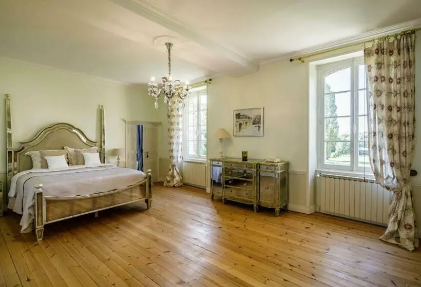 デラックスルーム, Manoir De Bel Ebat