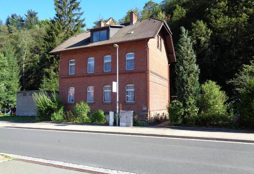 이코노미 룸, Pension Bahnmeister