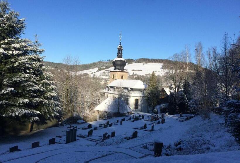 침실 3개 아파트, Pension Bahnmeister