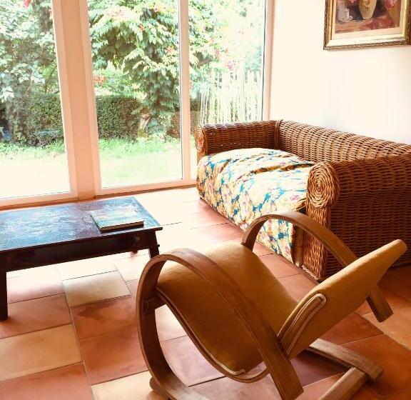 家庭洋房, Damechouette