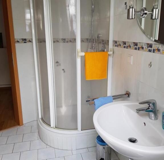 Номер Стандарт, Gästezimmer Aschenbrenner