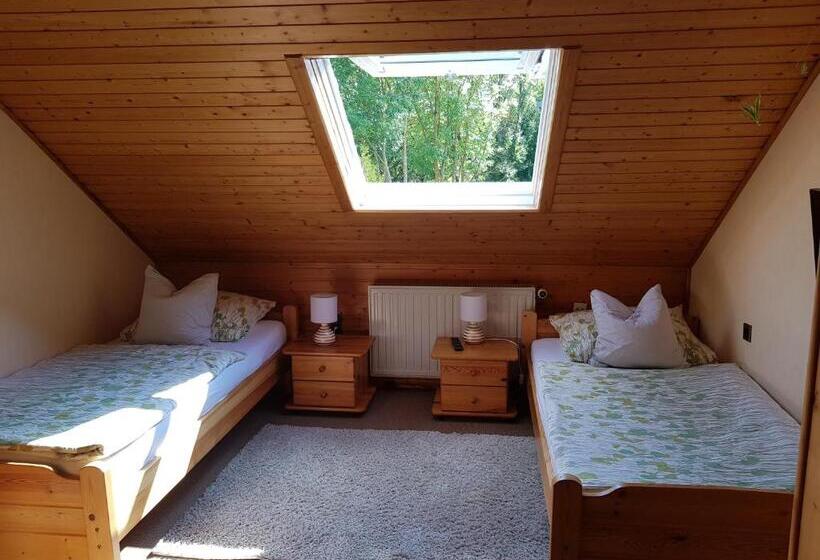Номер Стандарт, Gästezimmer Aschenbrenner