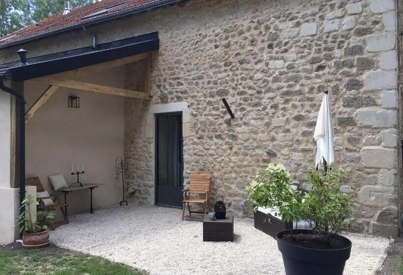 スタンダードインサイドビュールーム, Domaine Du Pont Salmois