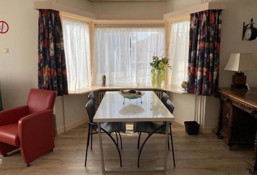 ２ベッドルームアパートメント, Rumah Senang