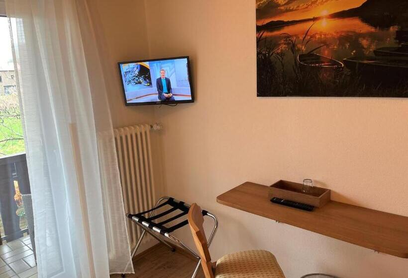 バルコニー付きシングルスタンダードルーム, Gästehaus Forggensee