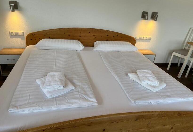 マウンテンビュースタンダードルーム, Gästehaus Forggensee