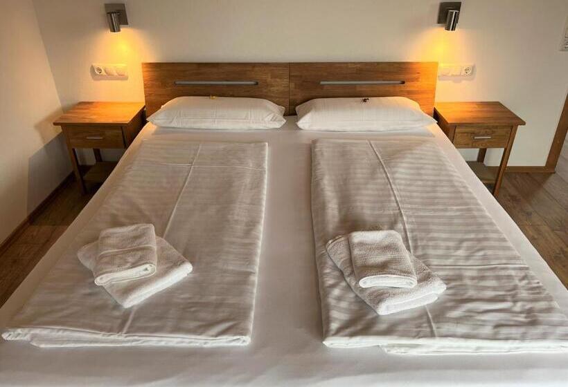 バルコニー付きスタンダードルーム, Gästehaus Forggensee