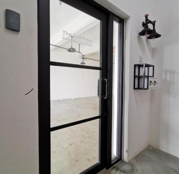 デラックスルーム, Mwv Suite Room