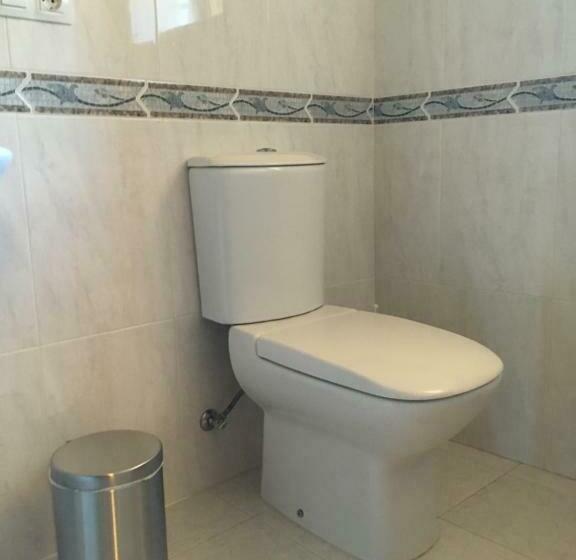 Familjerum, O Fogar Do Monte