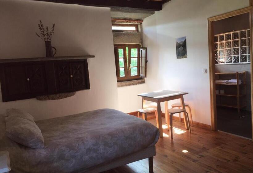 Familjerum, O Fogar Do Monte