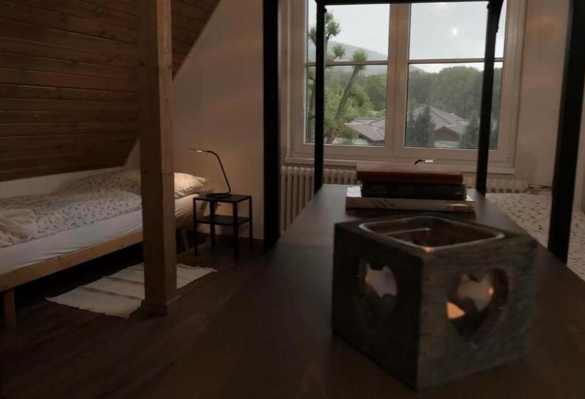 3 Szobás Suite, Sola Gratia