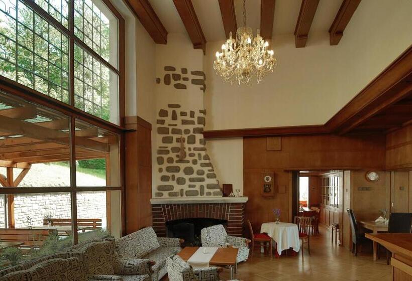 Standard Szoba, Sola Gratia