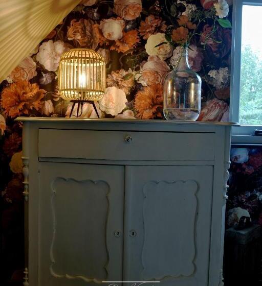 Standard room with outdoor bath, B&b De Konik Bourtange