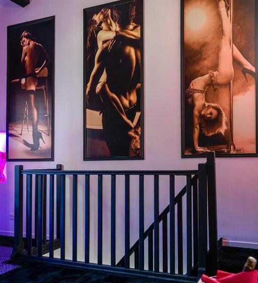 Люкс Повышенной Комфортности, Désir ôôm