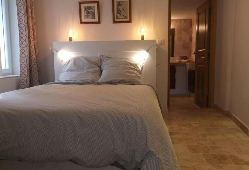 חדר דלוקס, Le Nid Des Arts