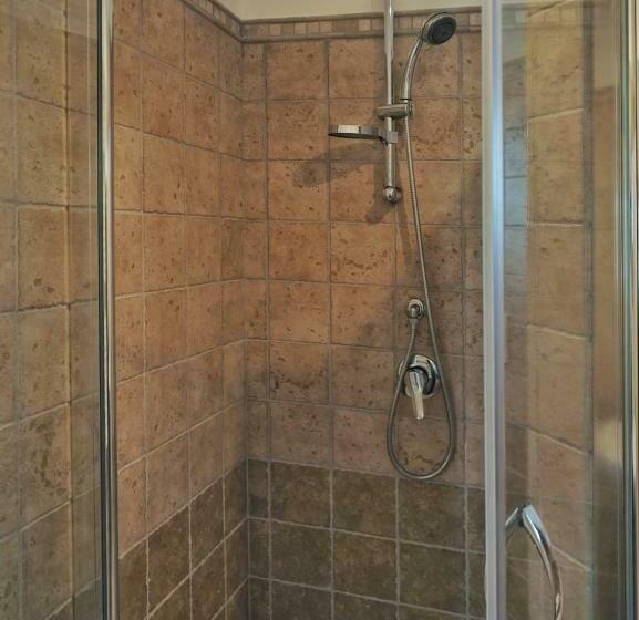 חדר משפחתי נוף לגינה, Lo Scoiattolo