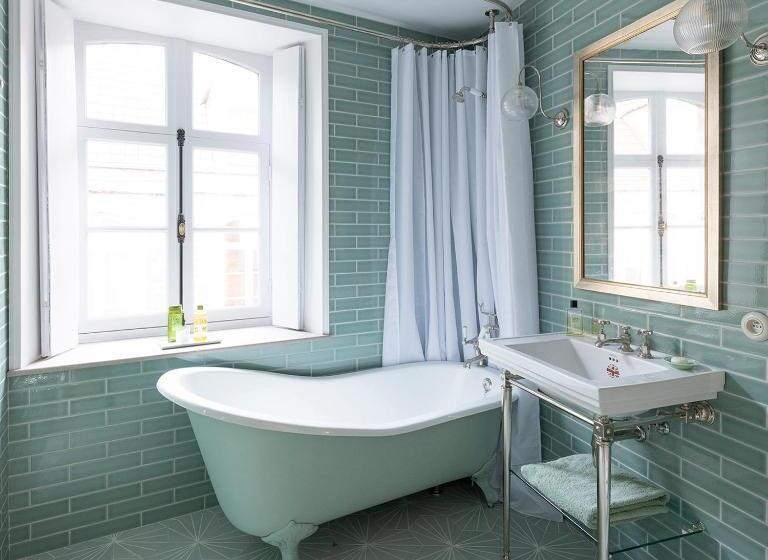 标准间, The Stay Well