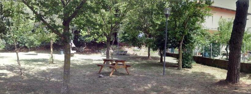 إستوديو قياسى سرير كينج, Happy Days B&b