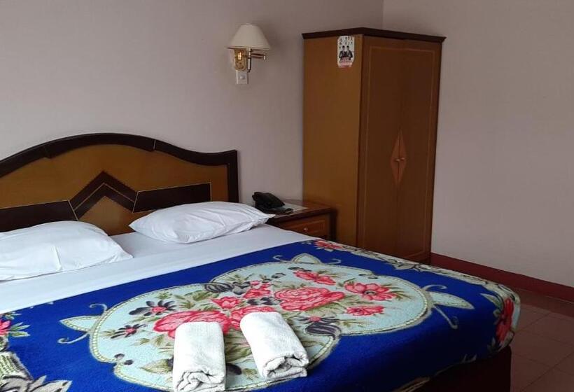 ジュニアスイート, Parewisata