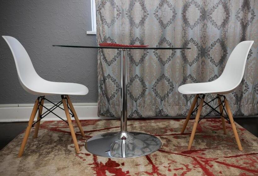 اتاق اکونومی, Kingsworth Inn Port Elizabeth