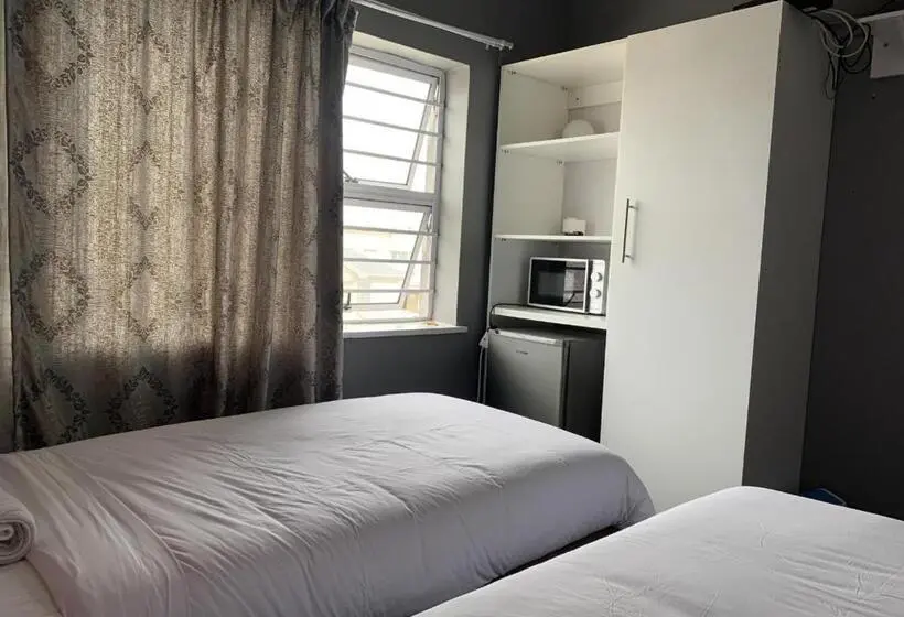 اتاق استاندارد سه نفره, Kingsworth Inn Port Elizabeth