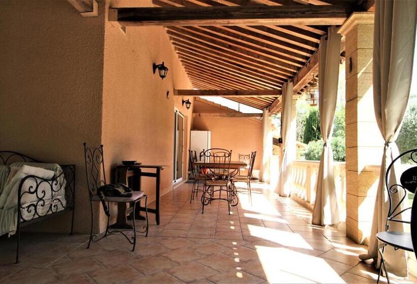 اتاق لوکس, B&b Et Gite D Ayran