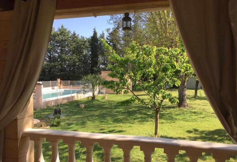 اتاق استاندارد, B&b Et Gite D Ayran