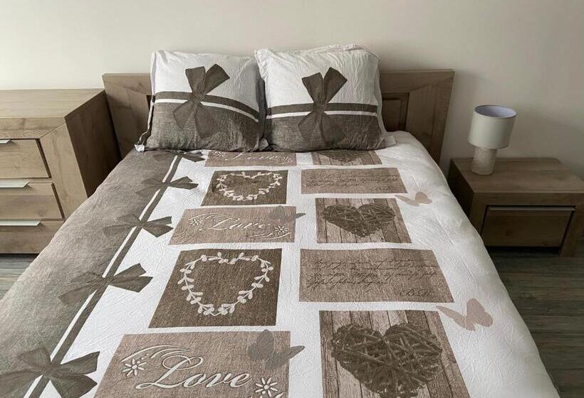 منزل غرفة نوم واحدة, Maison Entière 4 Lits 8 Pl Avec Jacuzzi Proche Du Safari De Peaugres