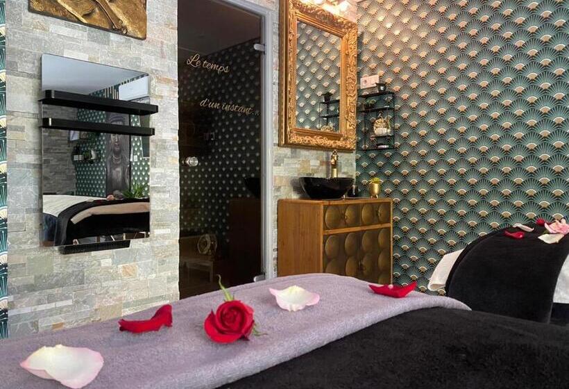풀장 전망 스위트, Suite Romantique Le Temps D Un Instant Loveroom Hammam Jacuzzi Piscine