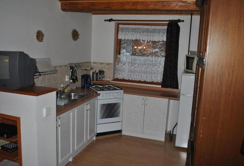 סוויטת 3 חדרי שינה, Kosanda