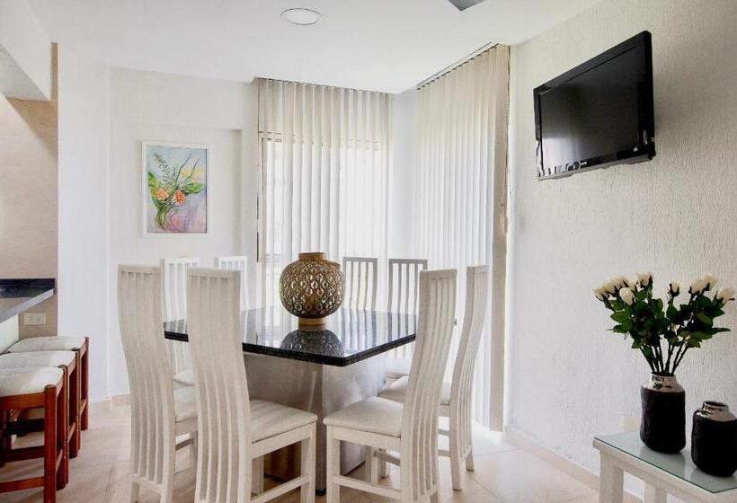 חדר משפחתי נוף לגינה, Marina Suites By Andiani Travel