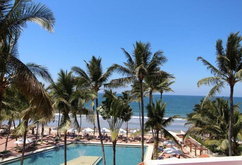 Quarto Familiar Vista Jardim, Marina Suites By Andiani Travel