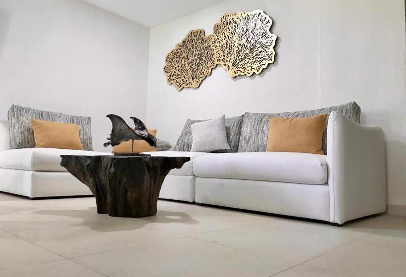 Quarto Familiar Vista Jardim, Marina Suites By Andiani Travel